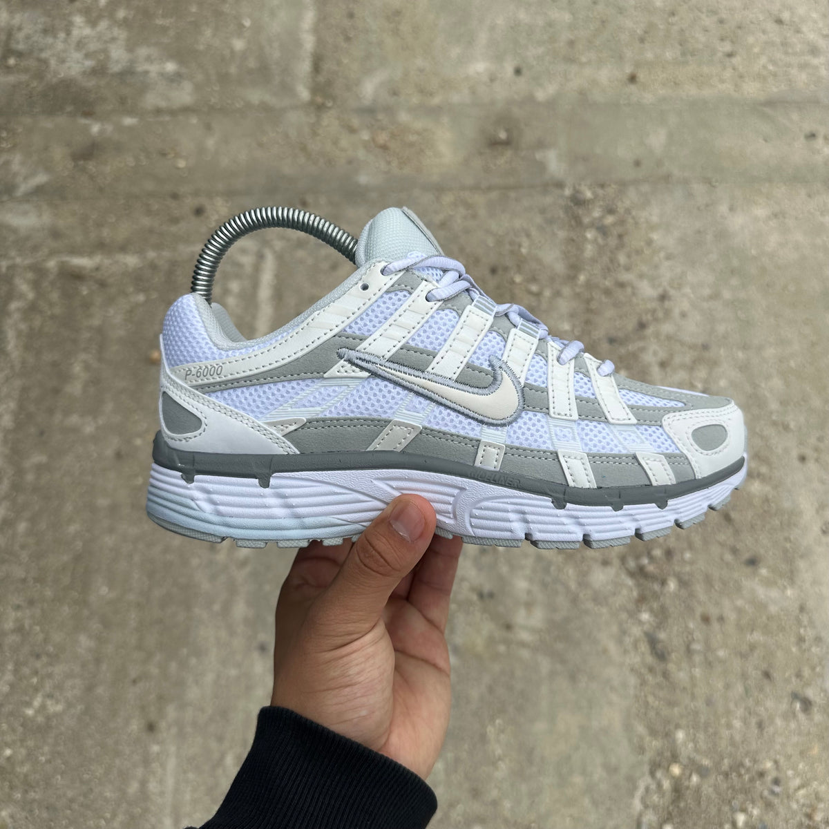 Nike P-6000 Mtlc Summit White White Pure Platinum Women's Trainers
