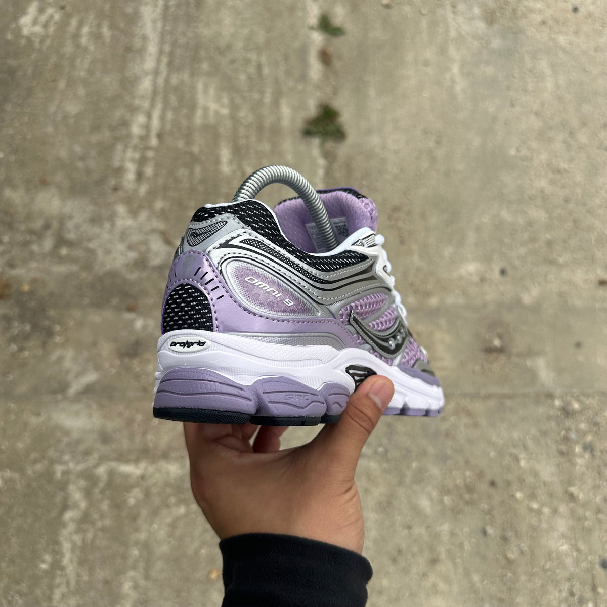 Saucony OG ProGrid Omni 9 Silver Purple Womens Trainers